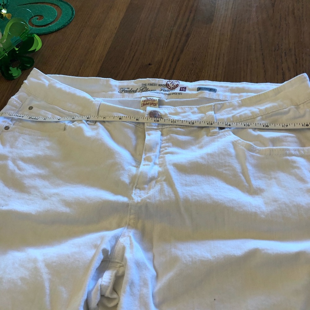 White cotton shorts